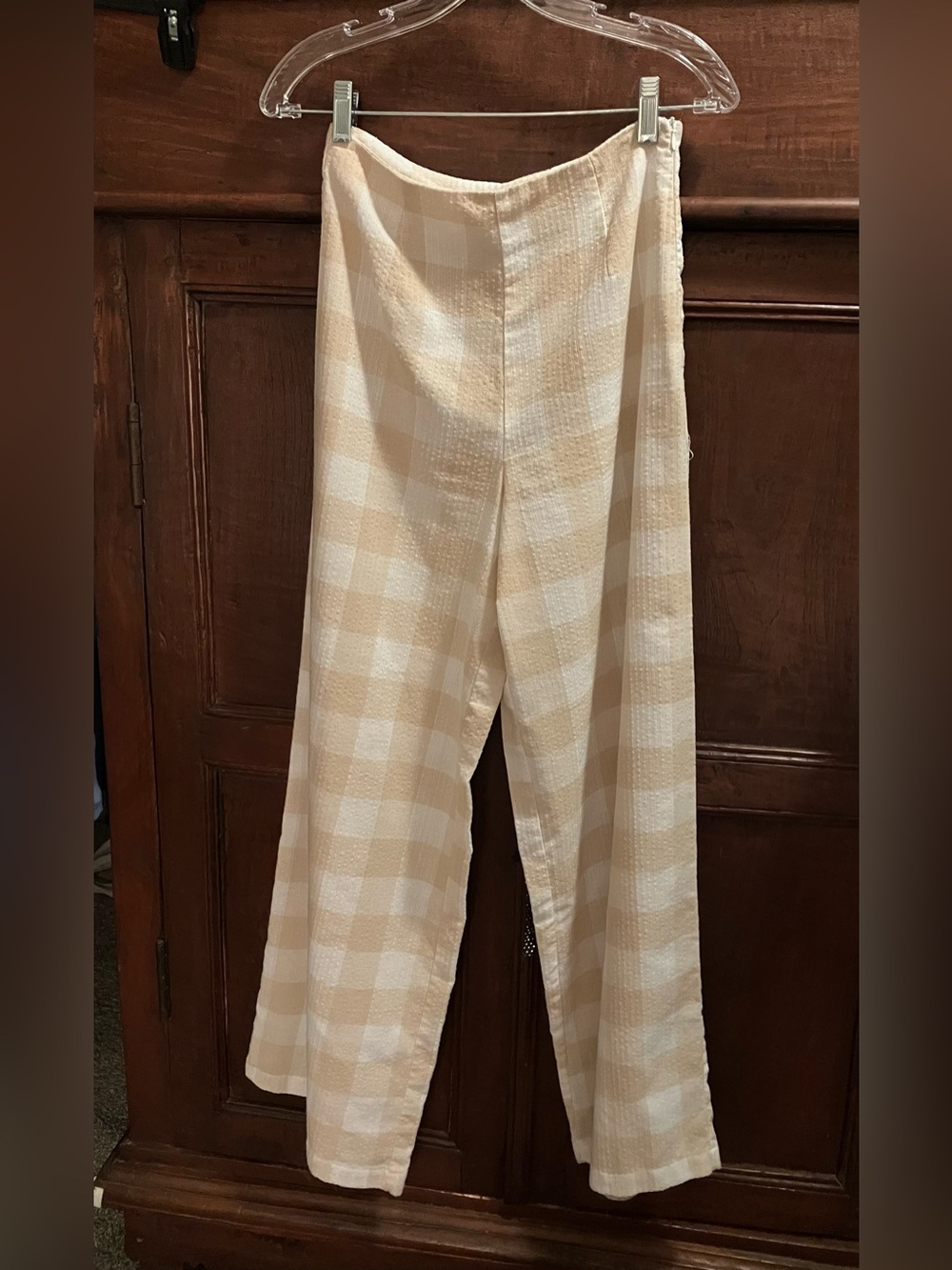 Forever 21 Cream Textured Top with Label